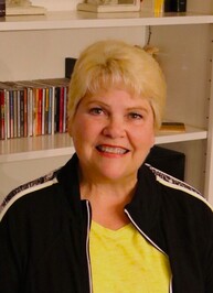 Laura      James