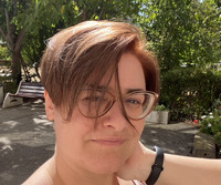 Яна Хараланова