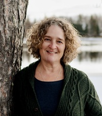 Leanne  Davidson