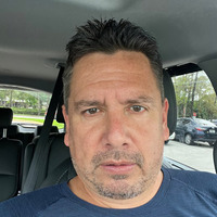 Dennis Yépez
