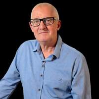 Martin Russell Author