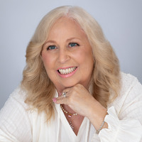 Lois Crockett