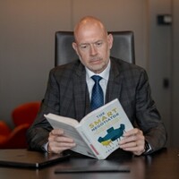 Dr. Keld Jensen