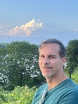 Neil De La Flor