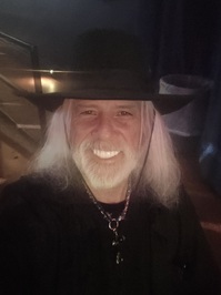 Johnny Raye