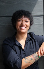 Monique  Russ