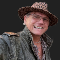 Paul                            Smith