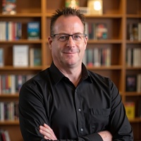 Jon   Finn