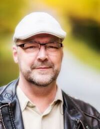 Brian  Gregory