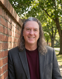 Elliot Stone
