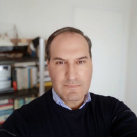 Βασίλης Λαχανιώτης