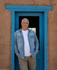 Mike     Walker