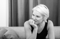 Sarah J Naughton