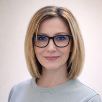Nina Mack