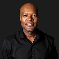 Tony     Harris