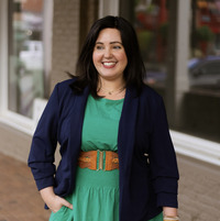 Liz  Daye