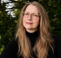 Nicole Annbury