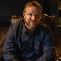 Luke Sweeney
