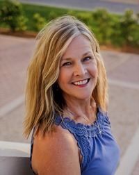Donna  Wyland