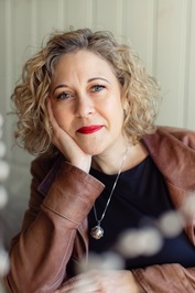 Zoë Harris