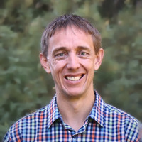 Daniel  Bowen