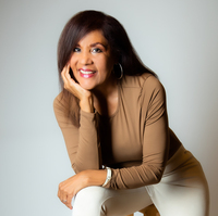 Lisa Jones Gentry