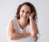 Sandy Mora
