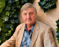 Brett Hoskins
