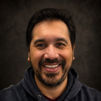 Nik Gomez