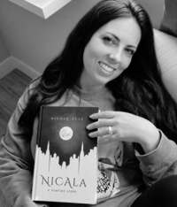 Nicole Zele