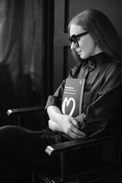 Julie  Reshe