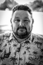 Simon    Taylor