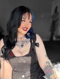Shannon V. Velzen