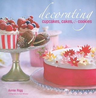 decorating-cupcakes-cakes-cookies