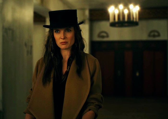 Photos of Rose the Hat - Character Profile Photo