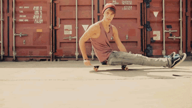  photo tumblr_mdb39ukKMH1rjkwfuo1_400_zps71731d11.gif