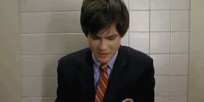 Logan Lerman,gif