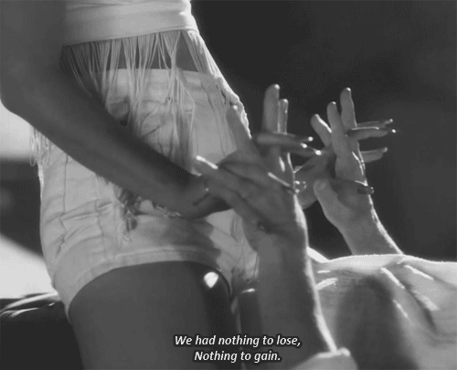  photo tumblr_mfzav1hGjk1rw1o51o1_500_zps5f390e47.gif