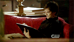 reading gif photo: Look up for reading vd-1x04-03.gif