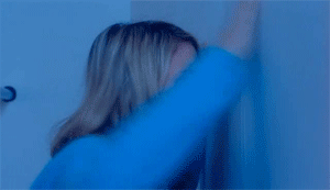  photo tumblr_m8vg3oaeQv1rv0h6w_zps56f04990.gif