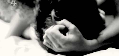 kiss photo tumblr_lsgfzzSjd41qd36g7o1_500_zps897058b3.gif