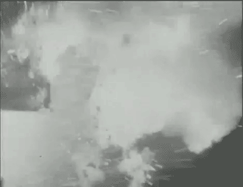  photo tumblr_mm384qpQw51rwq92yo1_500_zps81b91d76.gif