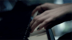 piano photo: Piano Avril-Lavigne---Official-_.gif