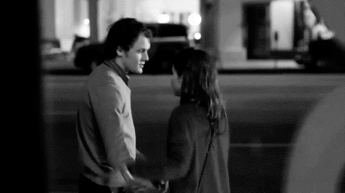  photo tumblr_mdm4mvqqNd1ry7s40o1_500.gif