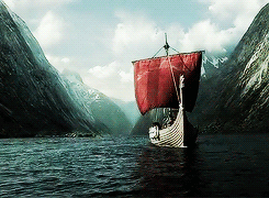  photo tumblr_mj7i6rLtnF1qcqa3io3_250_zps700972ad.gif