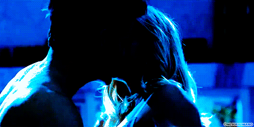 photo tumblr_mbv32tGqzp1r15fcso1_500_zps8f10127a.gif