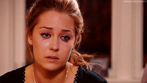  photo crying-celebrity-gifs-lauren-conrad_zps9da36cdc.gif