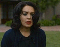  photo lindsaylohan-bored_zpsebf8c3f0.gif