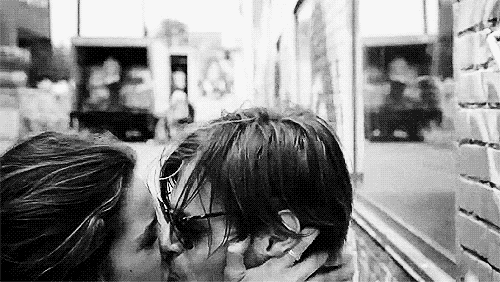 kissing photo tumblr_mfta63s5Av1qmsrqqo1_500_zpsa9974a12.gif