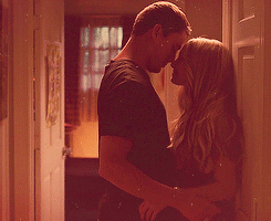  photo tumblr_md3mj7tduc1qkvhkao5_250_zps32ced627.gif